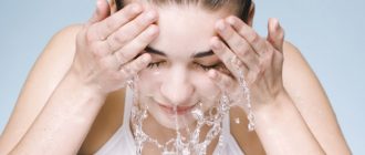Как правильно очищать лицо