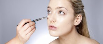 Как замазать прыщи на лице