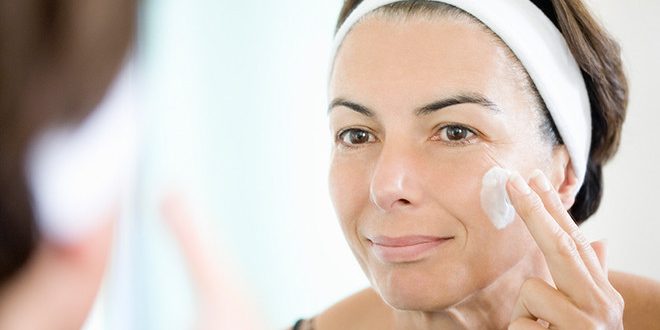 Принцип действия и эффективность омолаживающего крема для лица