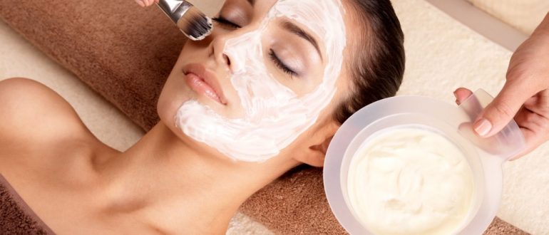 Самые эффективные маски для лица в домашних условиях