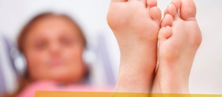 Что делать, если шелушится кожа на большом пальце ноги