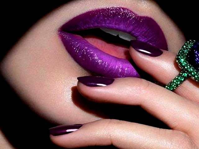 Как создать макияж с использованием фиолетовых оттенков
