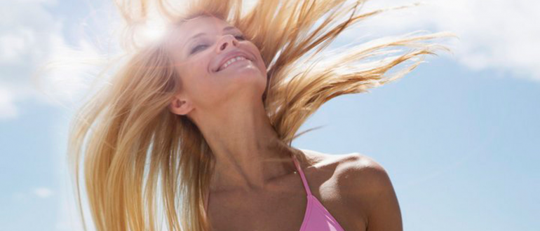 Какой солнцезащитный спрей для волос выбрать?